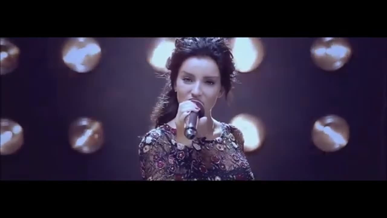 Юля Волкова - СПАСИТЕ ЛЮДИ МИР Eng sub/中文字幕