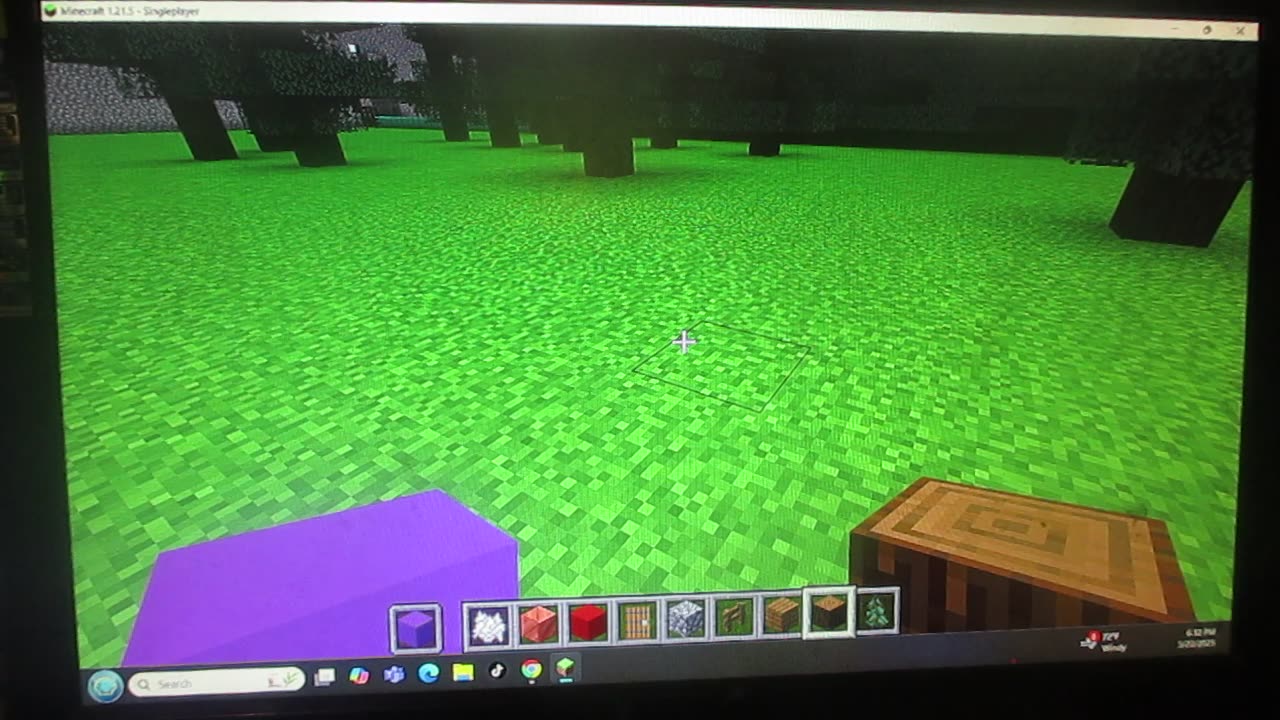 Minecraft: Creativity! The moment when lightning strikes. Thursday, May 22, 2025.