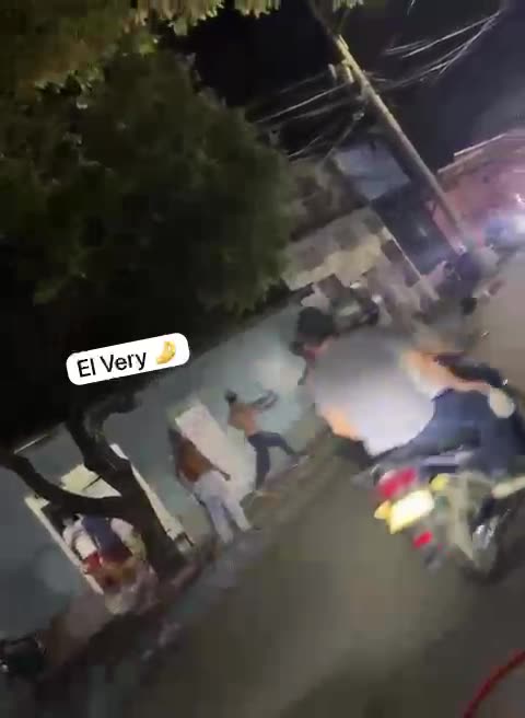 Impactante video: murió atropellado mientras discutía en la calle en Santander