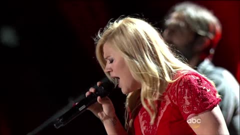 Tie It Up - Kelly Clarkson (live)