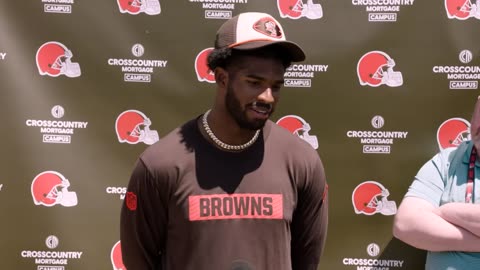 Shedeur Sanders asked about support from President Trump