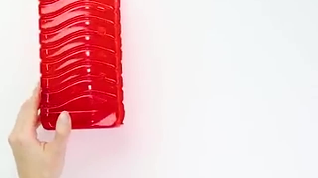 20 SUMMER HACKS EVERY WOMAN SHOULD KNOW