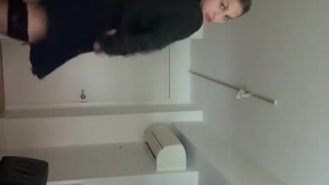 Only take look this tgirl
