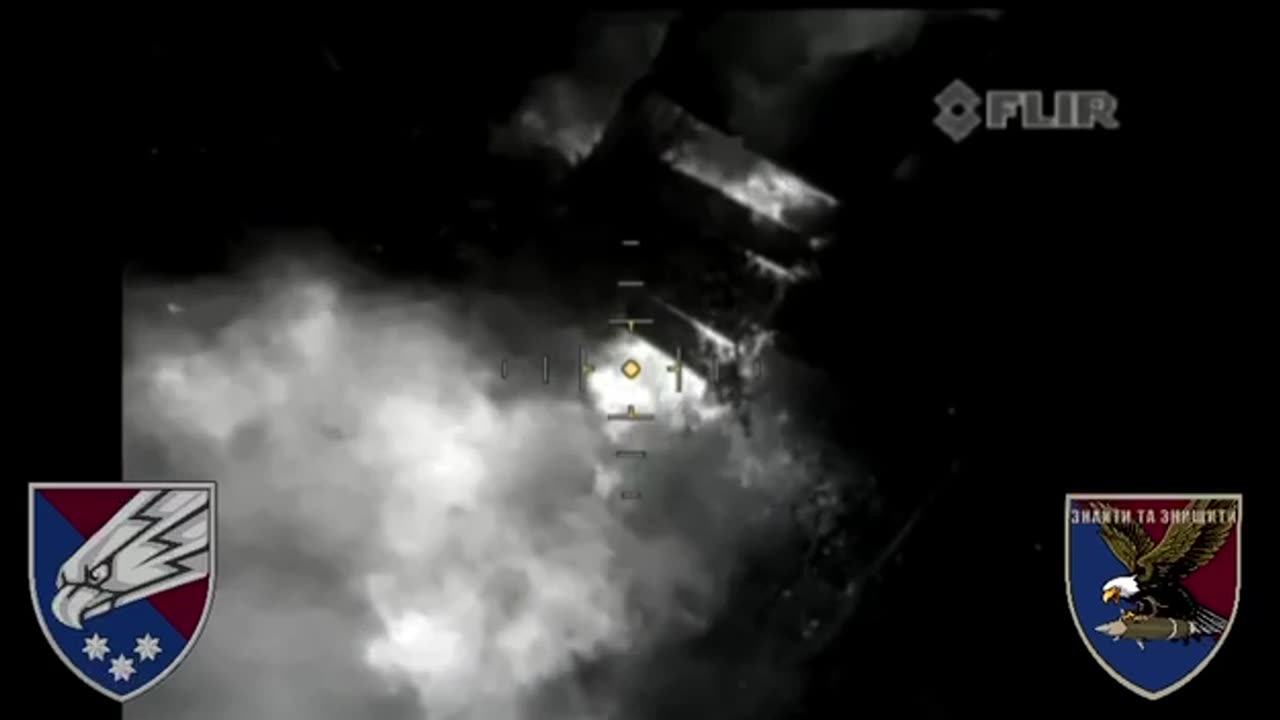 💥💣 Soldiers of the 25th Infantry Brigade drop a "large bomb" on the Russians.