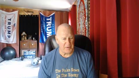 South Africa urges white farmers not to relocate to US/Zimbabwe Begs Evicted White Farmers to Return as Country Plunges Into Famine