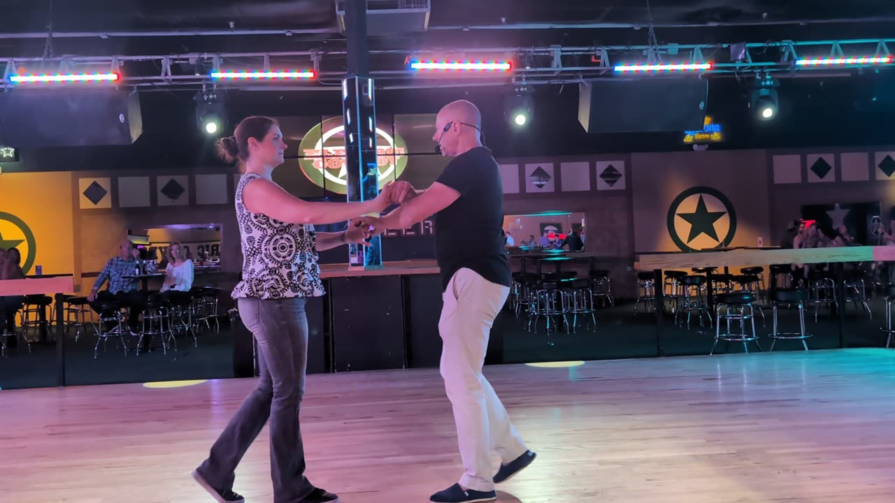 Progressive Double Two Step @ Electric Cowboy with Wes Neese 20250418 203023437