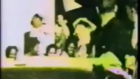 RARE VIDEO - William Cooper exposes the assassination of JFK on LIVE TV