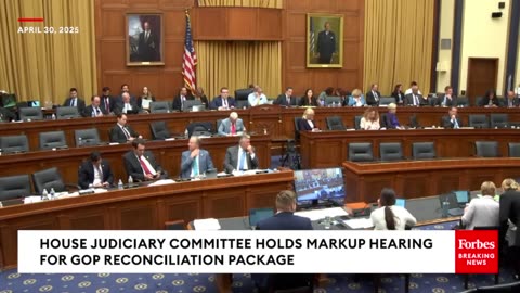 'He Uses Concealer?': Hegseth Absolutely Roasted For Reported 'Make-Up Room' At Pentagon By Dems