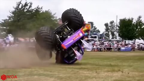 Crazy Monster Truck Freestyle Moments | Monster Jam highlights 2020 | Woa D...