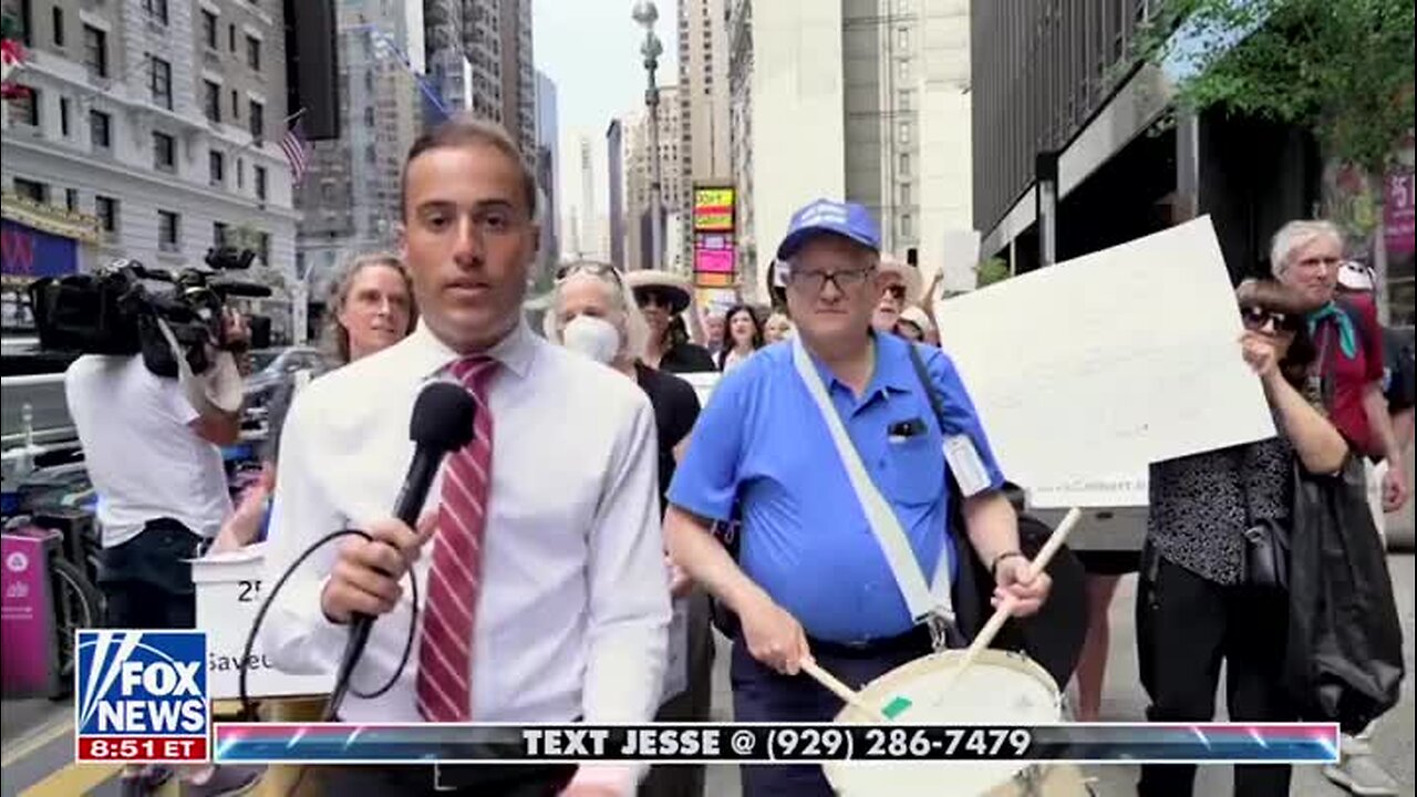 Colbert Fans Do Not Know that Colbert Lost CBS $40 Million