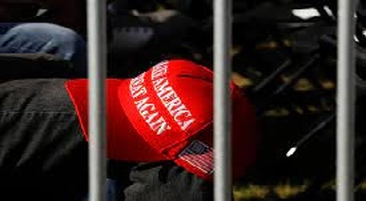 How many illegals live in WA State?