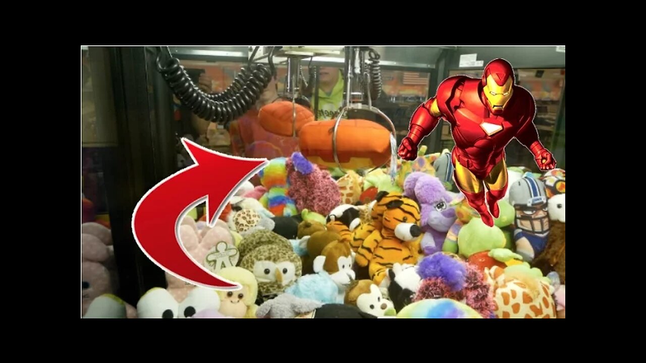 We won the IRON MAN from the CLAW MACHINE! Arcade Games
