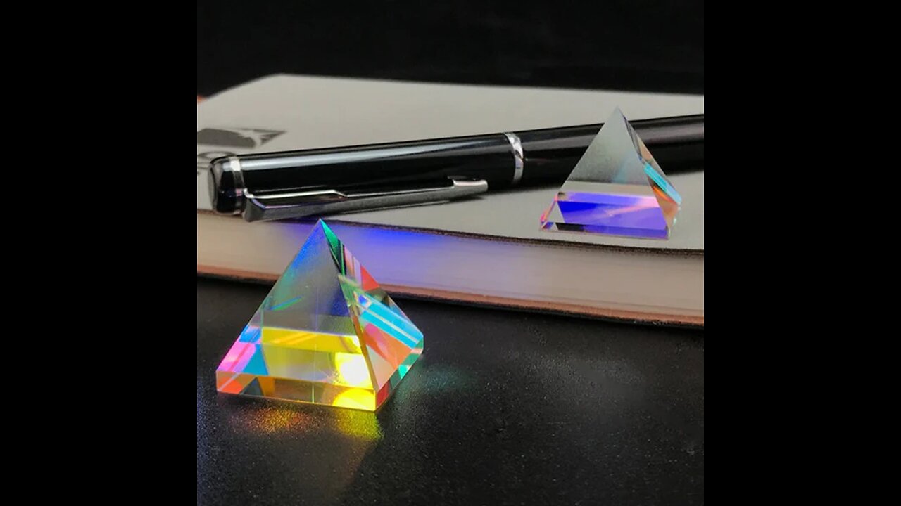 Crystal Prism with LED Gift Box, for Teaching, Playing, Photography