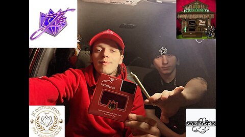 Reviewing JKDistro BlueBerry Smalls & hotboxing the whip with the homie!!