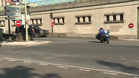 French drug kingpin Mohamed Amra arrives at Paris courthouse