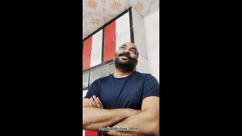 क्या क्या चल रहा है 😂