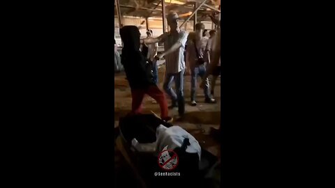 Racist Violent White Teens Gang Up On A 14 Year Old Black Boy By Forcing Him Into The Meat Grinder
