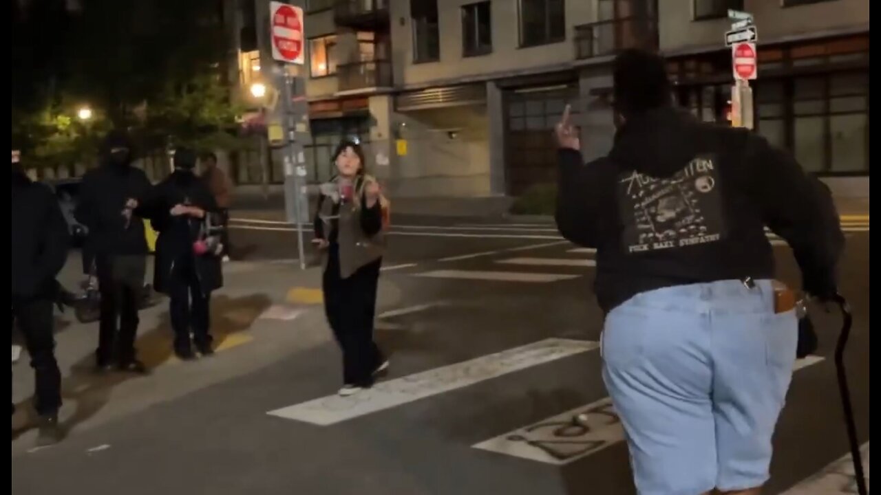 Portland resident yells at ICE protestors upsetting the city, terrorizing the people more than ICE