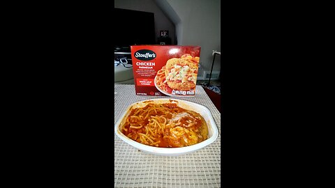 Eating Stouffer's Chicken Parmesan, Dbn, MI, 6/25/25