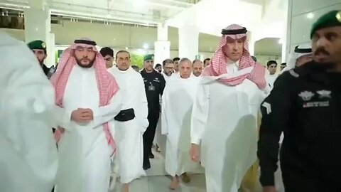 PM Shahbaz Sharif and Field Marshal Syed Asim Munir perform Umrah