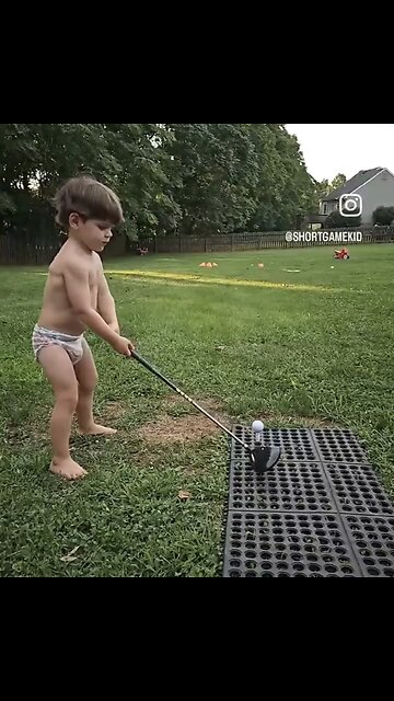 TODDLER👦⛳️🏡📸PRACTICE PLAYING GOLF🏡⛳️🏌️‍♂️💫