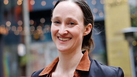 Seattle Socialist Gets $2,200/Month From Parents, Leads Race For $9B Budget