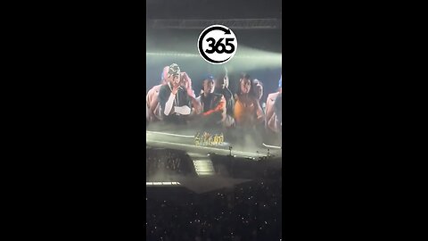 Kendrick Lamar still performing not like us till now ,wonder what Drake thinks