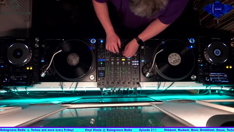 Vinyl Vinnie @ Rokagroove Radio Episode 211