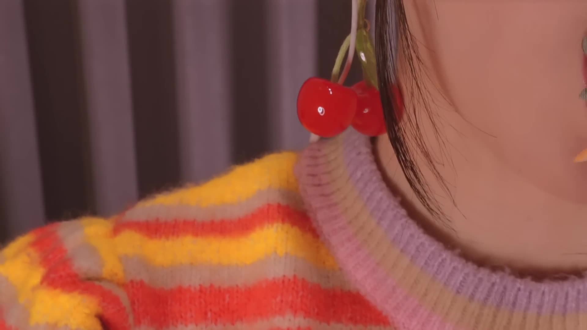 ASMR Fake Food Eating🍫🍓 (chocolate, strawberry, cookie)