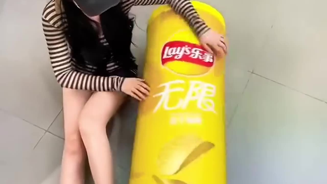 Inside China’s Craziest Mega Supermarket