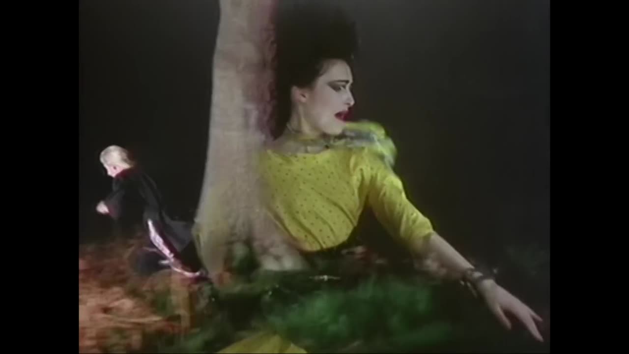 Siouxsie And The Banshees - Spellbound