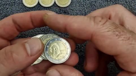 Rare 2 Euro Coin Hunt 💸 #shorts #rarecoins #2eurocoin #eurocoinhunt