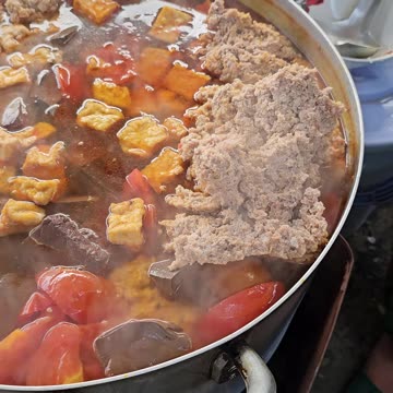 Vietnamese street food (part 3) - "Bun rieu cua"