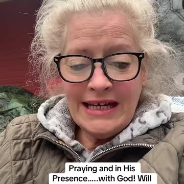 60 Seconds With God - 2 Corinthians 5 - Praying and In His Presence. #christiantruths #godsword