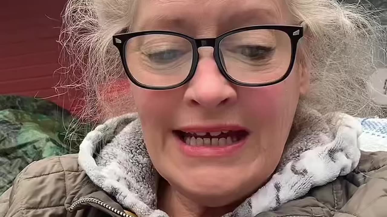 60 Seconds With God - 2 Corinthians 5 - Praying and In His Presence. #christiantruths #godsword