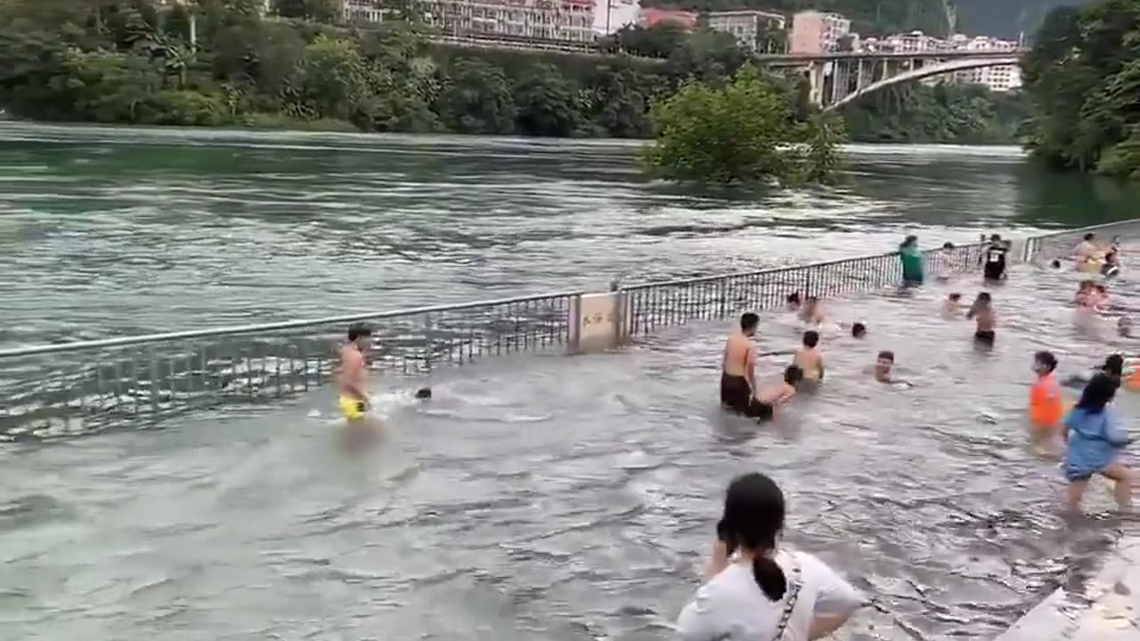 ✨🌊 Discover a River in China with a Hidden Kids Area! | FeedMyCuriosity