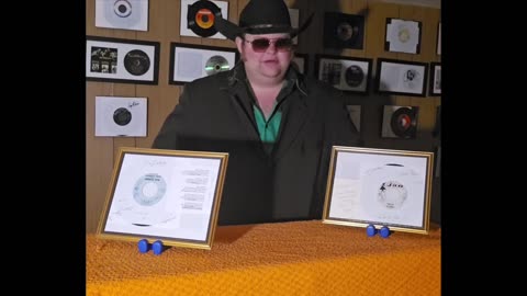 Trent Page's Gene Summers autograph collection.