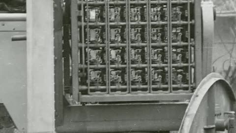 Die vergessene Geschichte der Bierkisten-Flak Die Waffe gegen Tiefflieger im 2 Weltkrieg