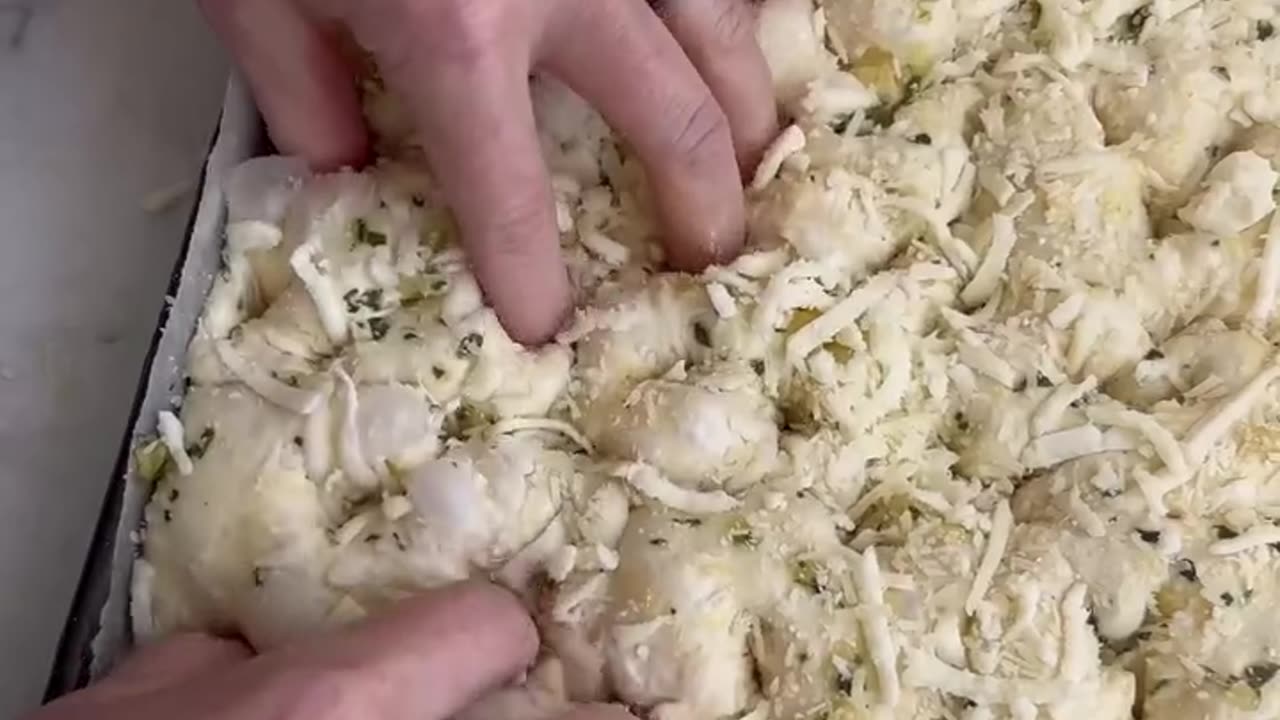 Garlic Butter & Cheese Pull-Apart Focaccia Rolls | Irresistibly Soft & Cheesy!