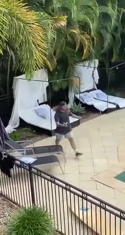 A man's holiday with friends looks like this 🤣