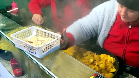 Discover VIENNA S Best Christmas Market Treats!