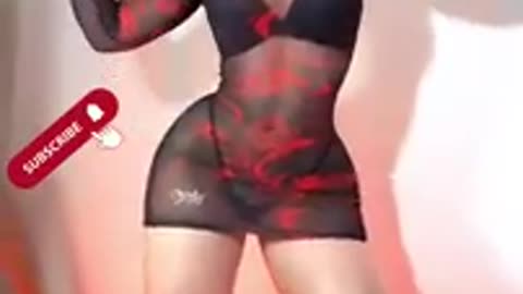 Veronica Obando is a popular curvy model, brand Ambassador, Instagram model,