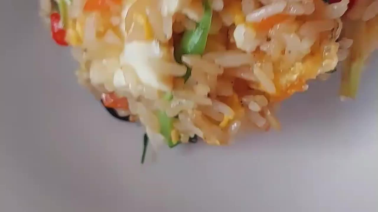 2 bacon and veggies fried rice 🔥🍚🥕🧅🍳#Three3Eggs #3eggs #Bacon #FriedRice #EggFriedRice