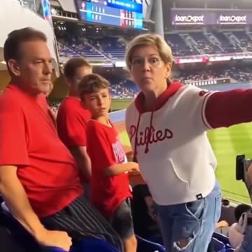 il Donaldo Trumpo - I KNEW IT WAS POCAHONTAS!!!😂😂😂