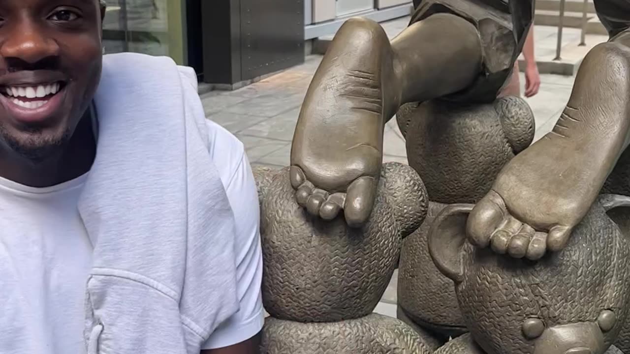 Wholesome Interaction With Old Man