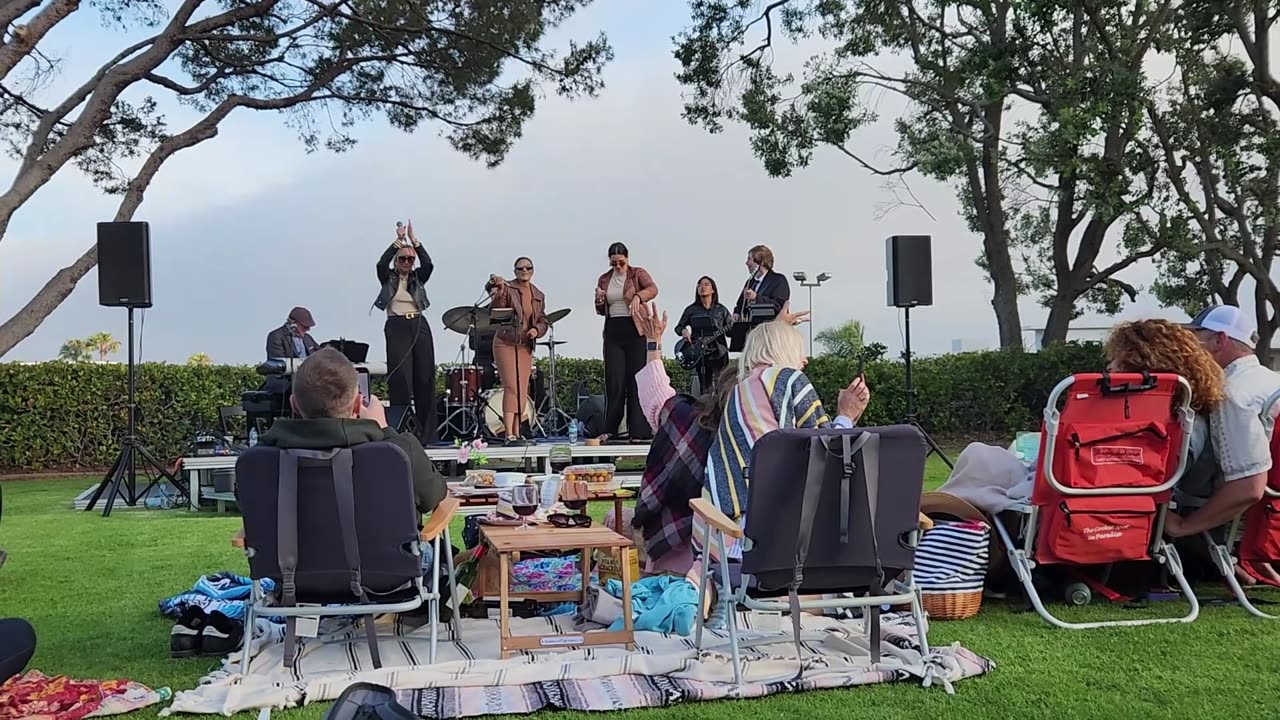 Jazz By the Sea with George Kahan piano, Grant Geissman on Guitar. In PV June 14th 2025