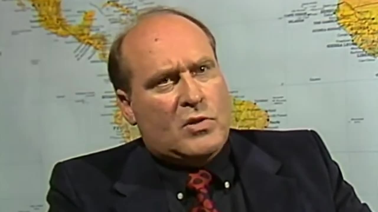 Ernst Zundel - Nazi, Swastika and Revisionism (1988)