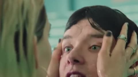 we do not talk about otis’ party … #otismilburn #maevewiley #motis #sexeducationnetflix