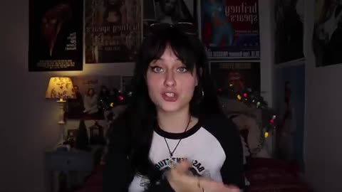 Haylo Hayley-Kardashian Products are Absolutely Horrible...