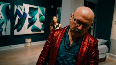 The Dealer at the Origin of Time: Can D. Colin Palmer Rewrite the Weave?